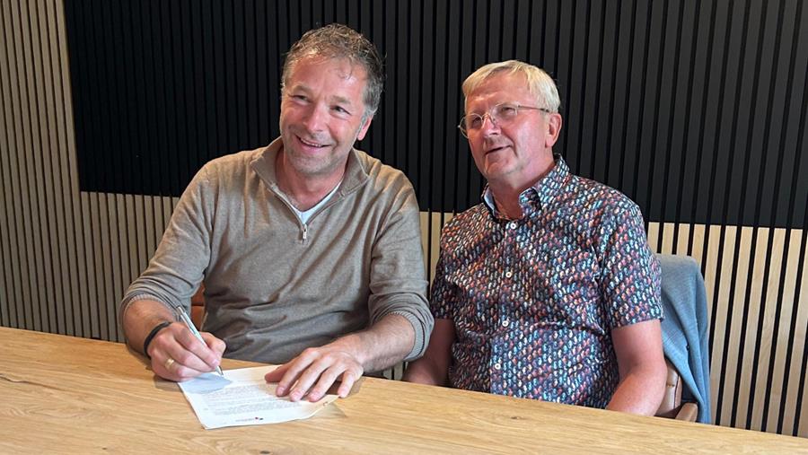 Dubbeldam breidt uit met overname Lamboo