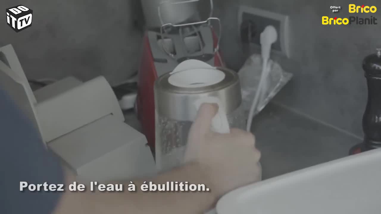 Peut-on déboucher les canalisations avec du marc de café?